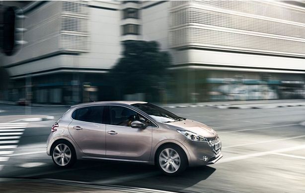 Peugeot 208: Re-generarea