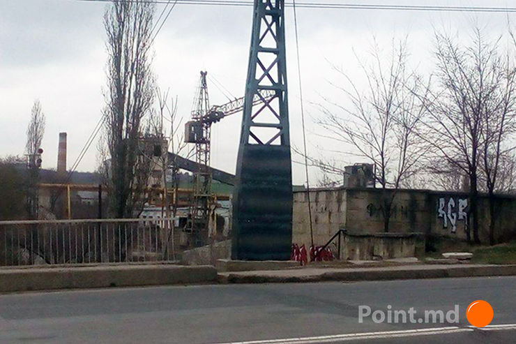 Панно у цирка, полюбившееся парню-самоубийце, модернизировали