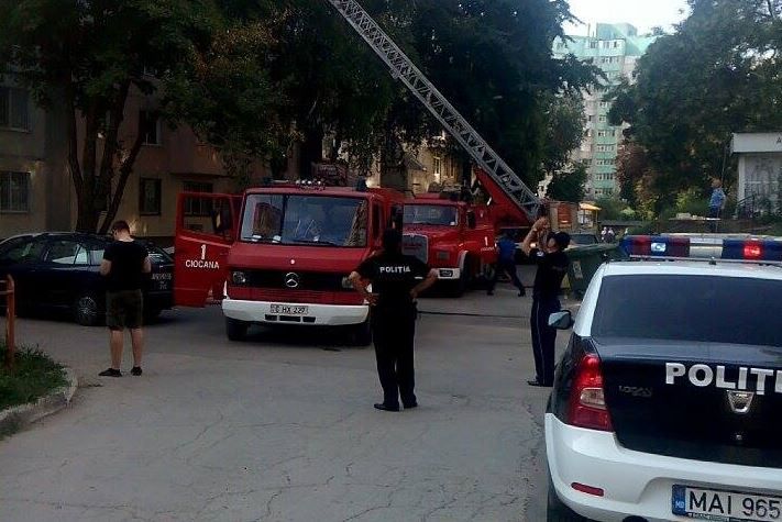 Incendiu într-un bloc din sectorul Ciocana