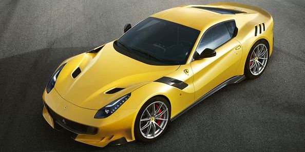 Ferrari рассекретила новый 780-сильный суперкар