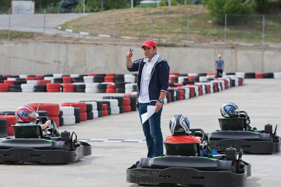 Chiril Gaburici, arbitru la un concurs de karting