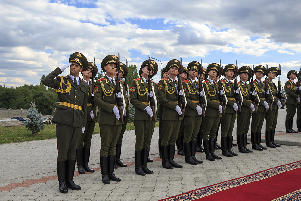 Патриарха встретили в Бендерах. Понедельник объявили выходным