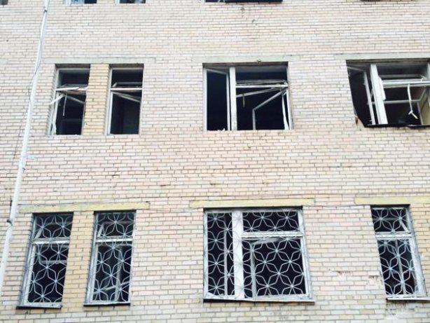 Un proiectil a nimerit în clădirea unui spital din Donețk