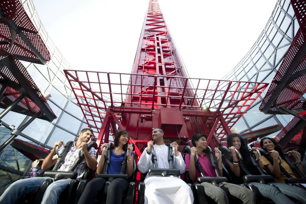 Ferrari World: ошеломляющий парк скорости
