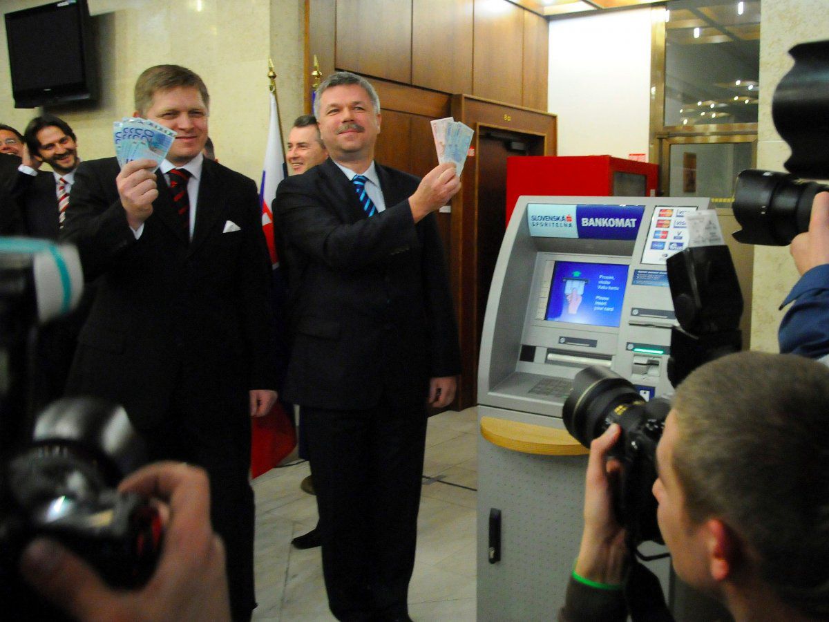 Business Insider: Top 11 țări cu cele mai sigure bănci din lume