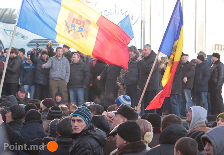 В четверг в Кишиневе продолжаются протесты против назначения правительства