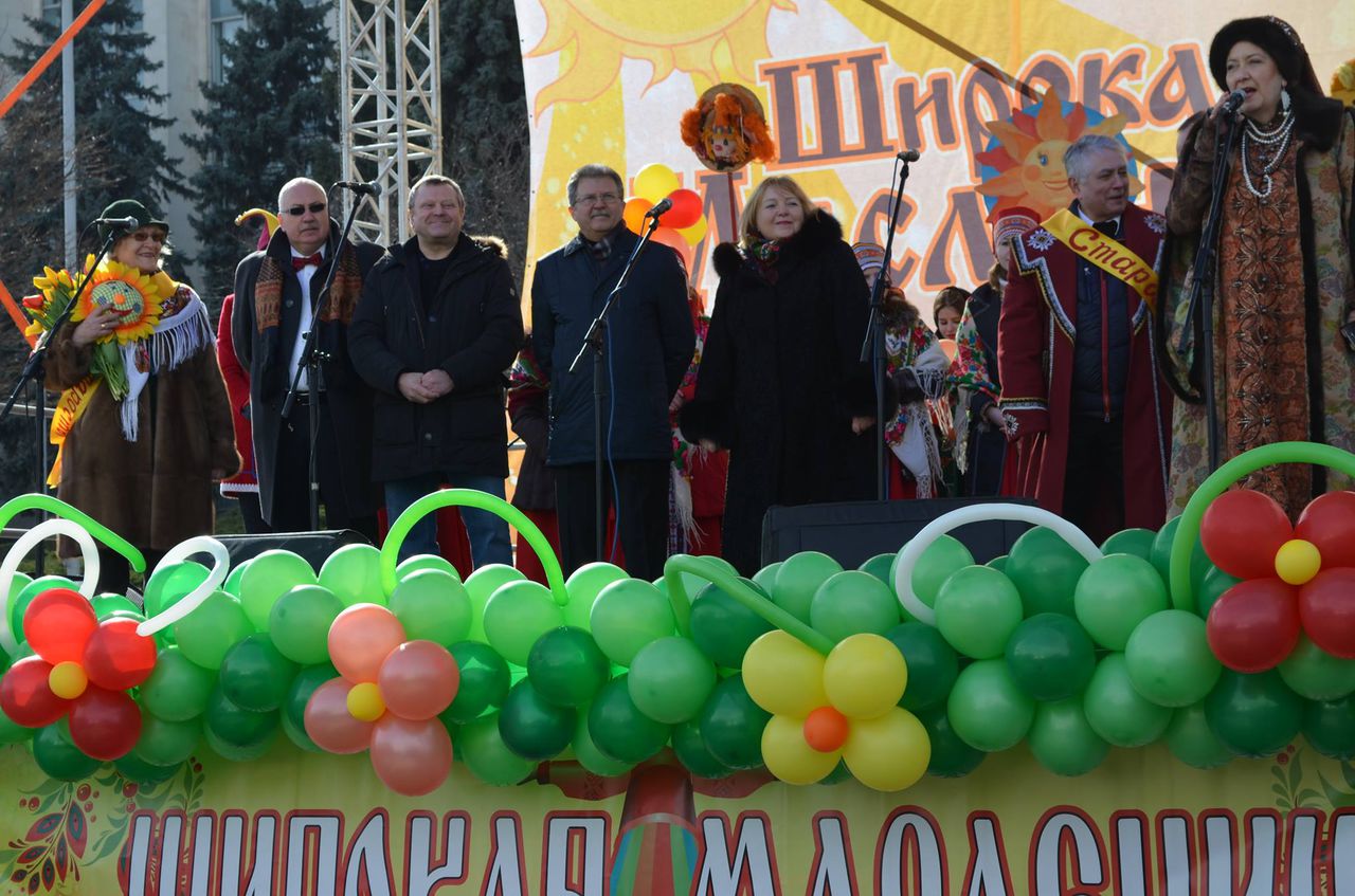 На Масленицу в центре Кишинева сожгли чучело