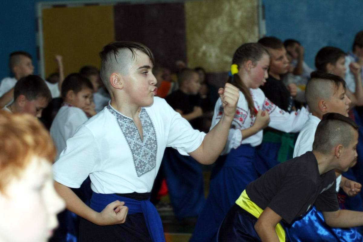 Боевой гопак на Украине вошел в моду