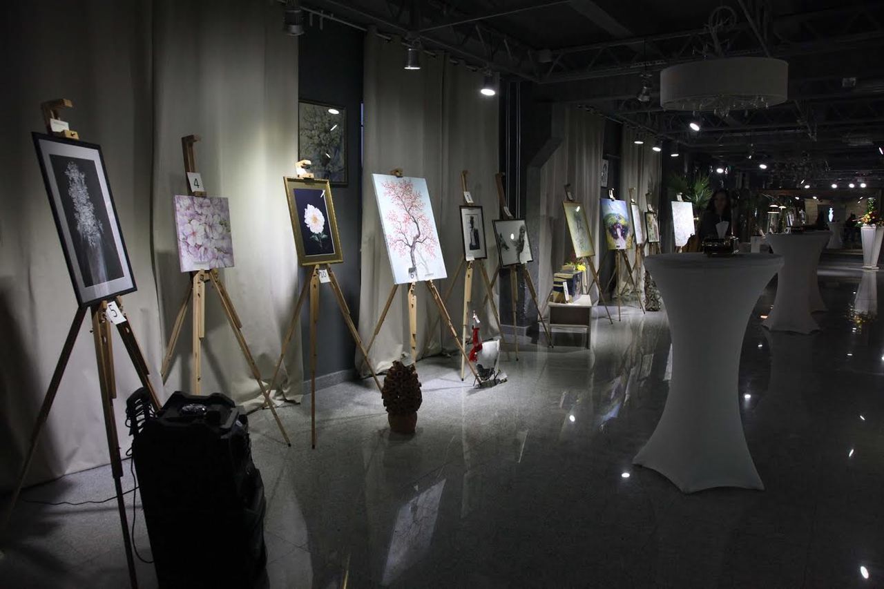 Licitația de caritate „Art for Life” a adunat 81 000 de lei pentru tratamentul Elenei Mocrii