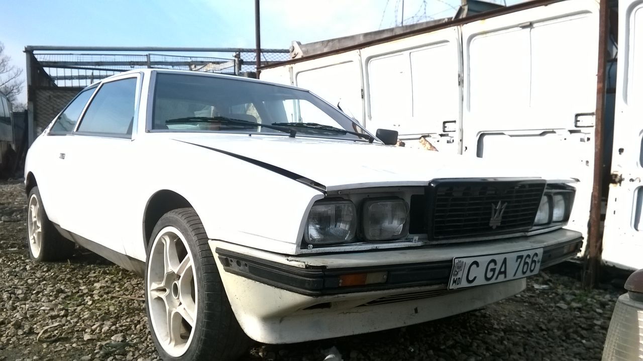 În Moldova poți procura un Maserati cu doar 3.200 euro