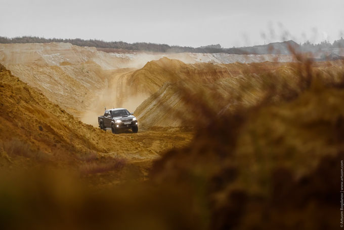 hilux от toyota, внедорожник