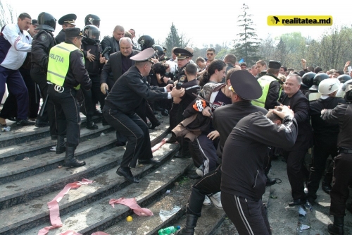 istoria republicii moldova, 7 aprilie 2009