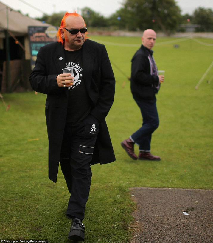 мило, престарелые