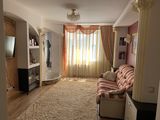 Apartament cu 3 camere Euroreparatie