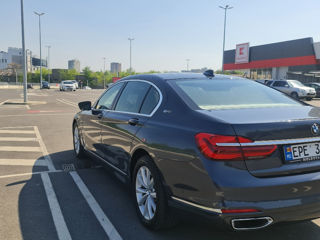 BMW 7 Series foto 7