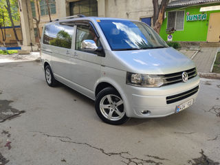 Volkswagen Caravelle foto 10