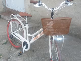 Bicicleta noua