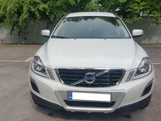 Volvo XC60 foto 2