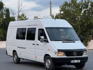 Mercedes Sprinter foto 2