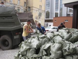 - Вывоз строительного мусора- поднятие стройматериалов на этаж- Очистка территории foto 1