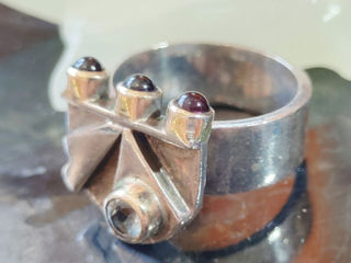 дизайнерское кольцо серебро + золото  с гранатами и топазом всё натуральное  проверяем !  17.5 раз foto 6