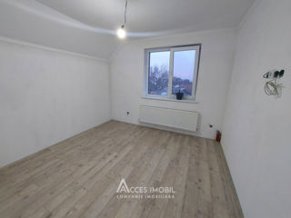 Casă în 2 niveluri! str. Grenoble, Botanica, 180m2 + 2 ari! Euroreparație! foto 9