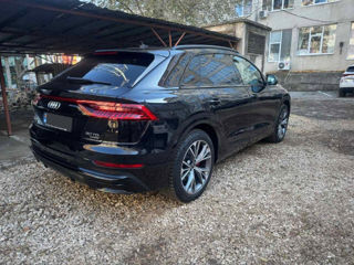 Audi Q8 foto 4