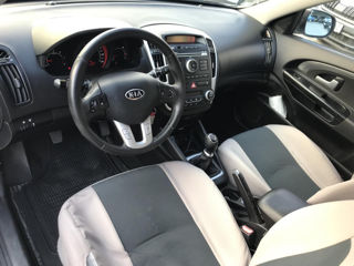 KIA Ceed foto 9