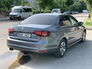 Volkswagen Jetta foto 6