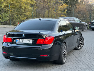 BMW 7 Series foto 6