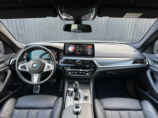 BMW 5 Series foto 15