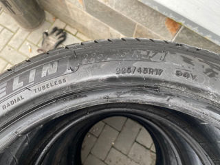 225-45-17 Michelin foto 6