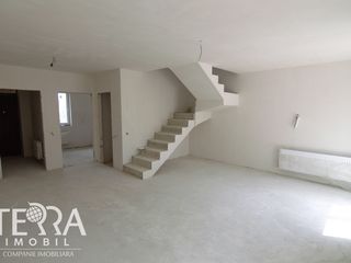 TownHouse, Schinoasa, casă 3 nivele, 100 m2, Variantă albă foto 6