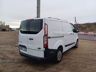 Ford transit 2015 foto 2