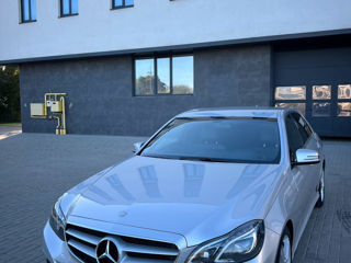 Mercedes E-Class foto 10