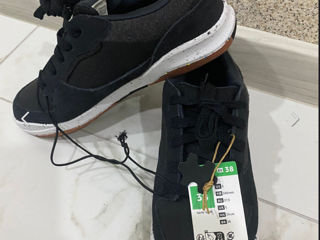 Pantofi sport (Decathlon) foto 1