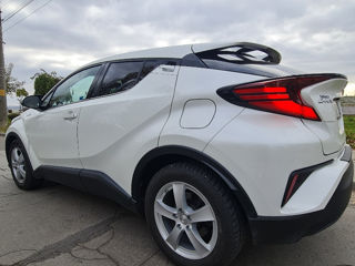 Toyota C-HR foto 6