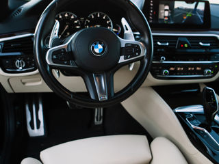 BMW 5 Series foto 5