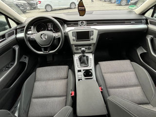 Volkswagen Passat foto 8