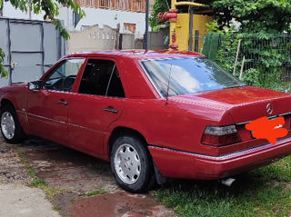 Mercedes Series (W124) foto 9