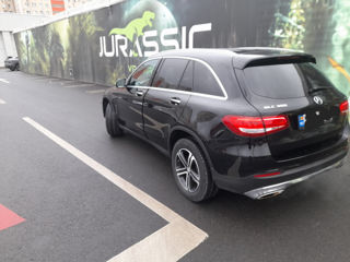 Mercedes GLC foto 9