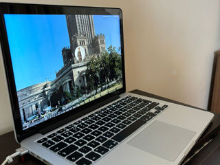 Apple MacBook Pro  (Retina,13-inch,Early 2015 ) foto 2