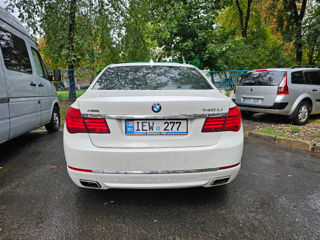 BMW 7 Series foto 3