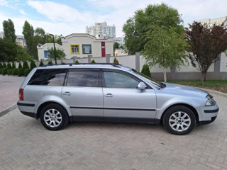 Volkswagen Passat foto 4