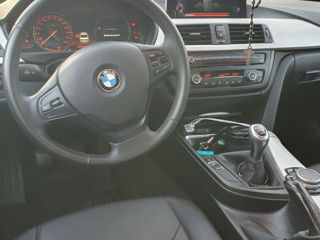 BMW 3 Series foto 5