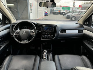 Mitsubishi Outlander foto 10