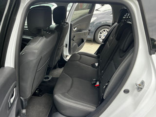 Renault Clio foto 18