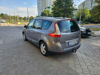 Renault Grand Scenic foto 4