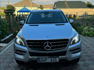 Mercedes M-Class foto 9