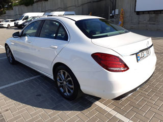 Mercedes C-Class foto 3